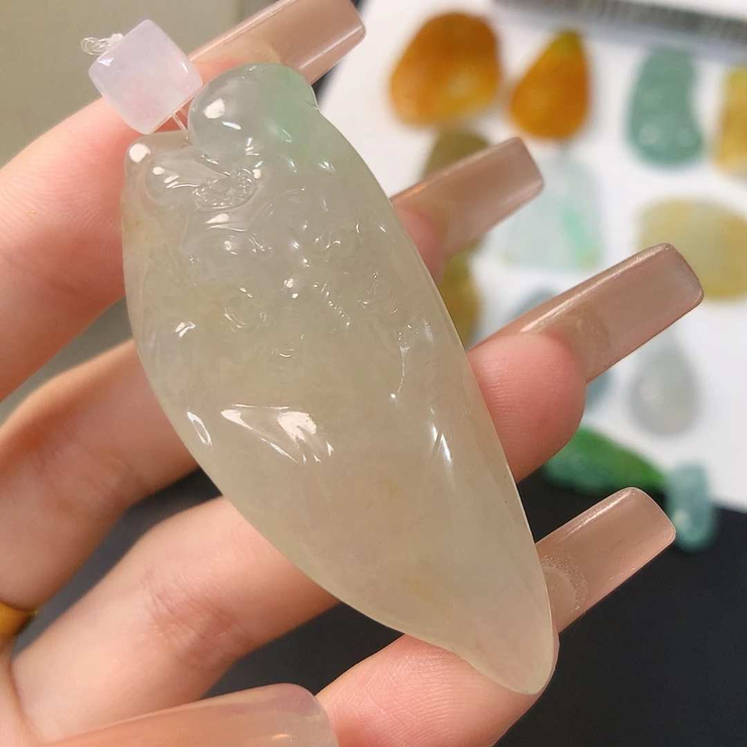 颈饰未镶嵌翡翠冰三彩