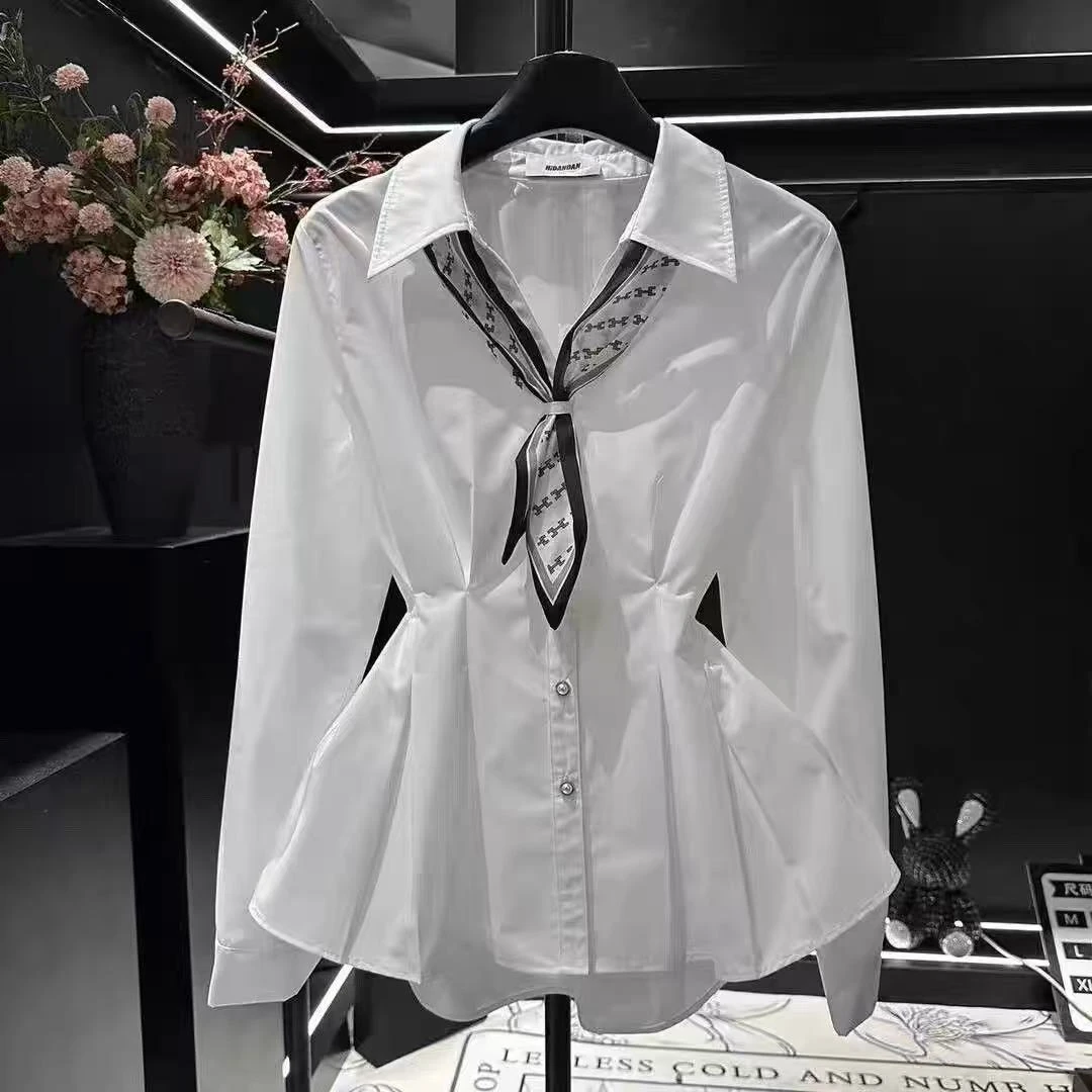 大美女【轻奢穿搭】女神荷叶边裙摆衬衫高腰微喇牛仔裤套装