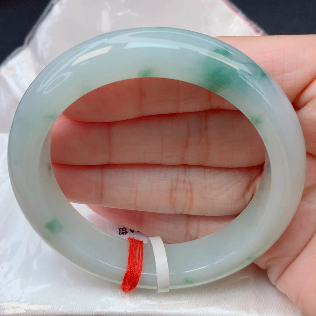 翡翠未镶嵌手镯55.4圈 细糯化飘绿花宽镯水润