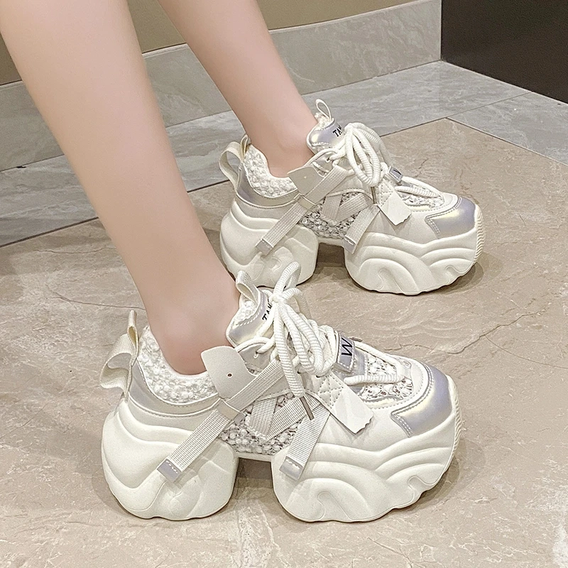 厚底老爹鞋女款2025夏季新款炸街百搭透气网面增高轻便运动小白鞋