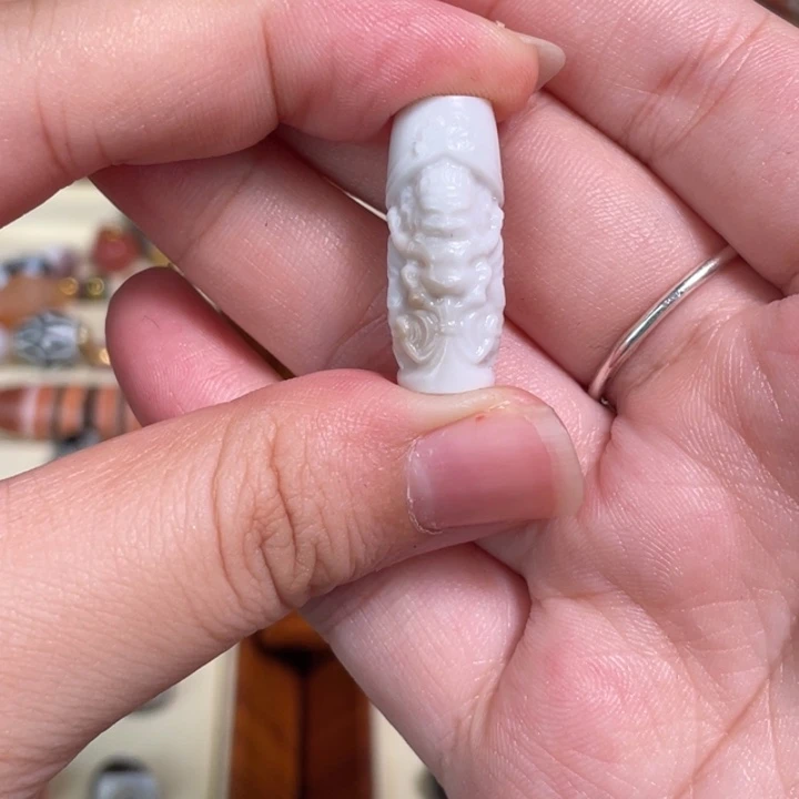 未镶嵌颈饰玛瑙/玉髓18