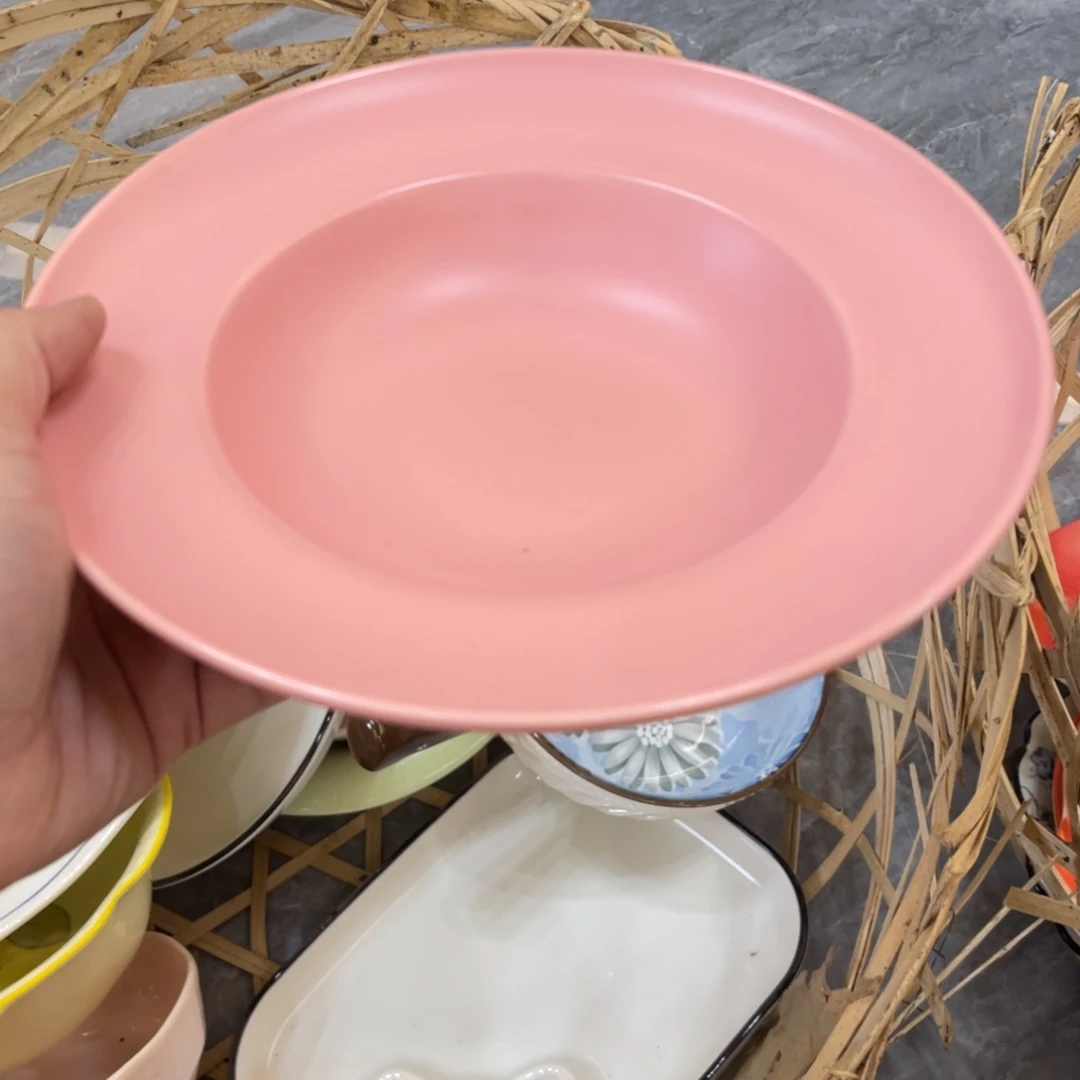陶瓷微瑕餐具介意勿拍，满18飞！