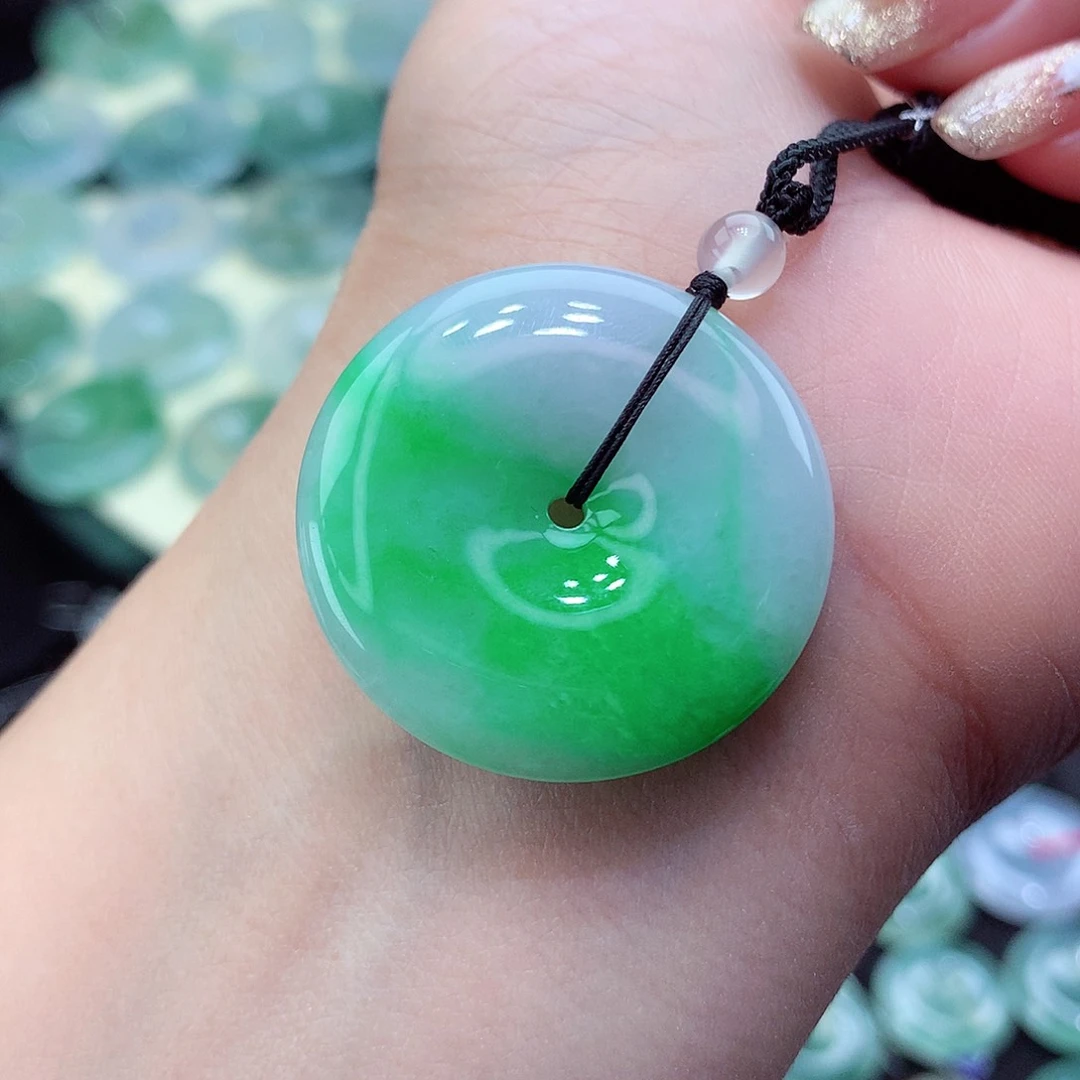 翡翠颈饰未镶嵌47尺寸31.0-5.7