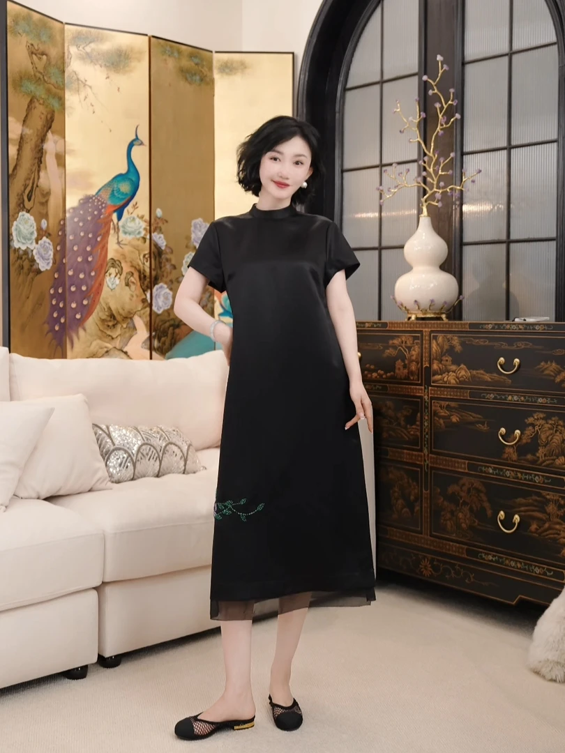 Betty Bairn【烟挽故舟 · 香云纱】老料桑蚕丝钉珠裙子25B-BW10133