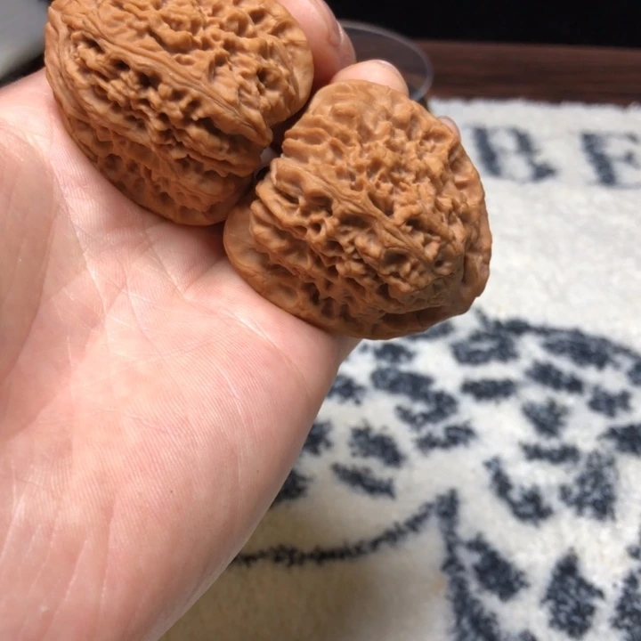 C****核桃精品南疆石高炮