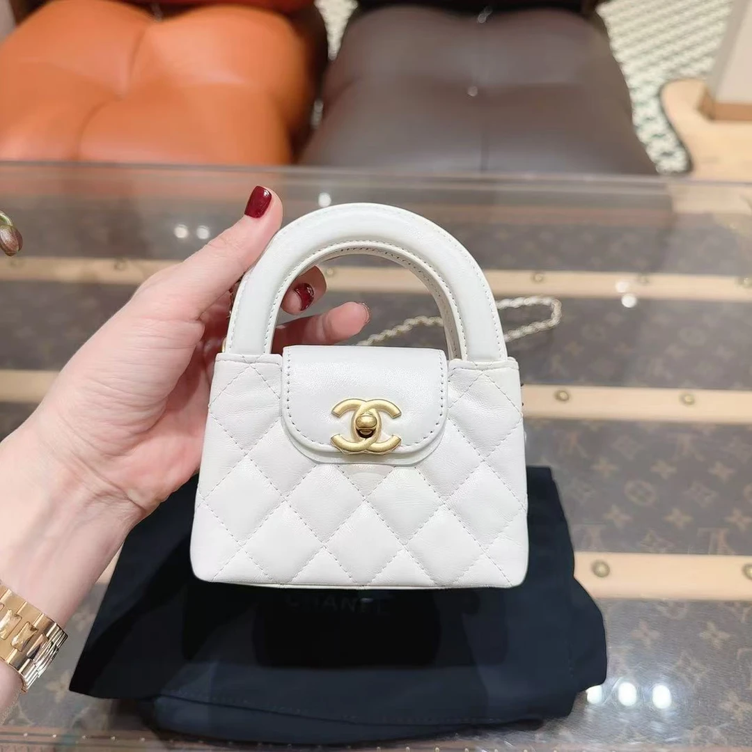 未使用 Chanel/香奈儿 23K 超迷你Kelly 白色金扣 芯片款