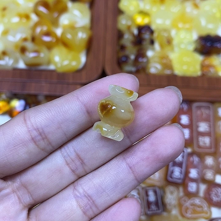 吊坠橄榄核糖果57