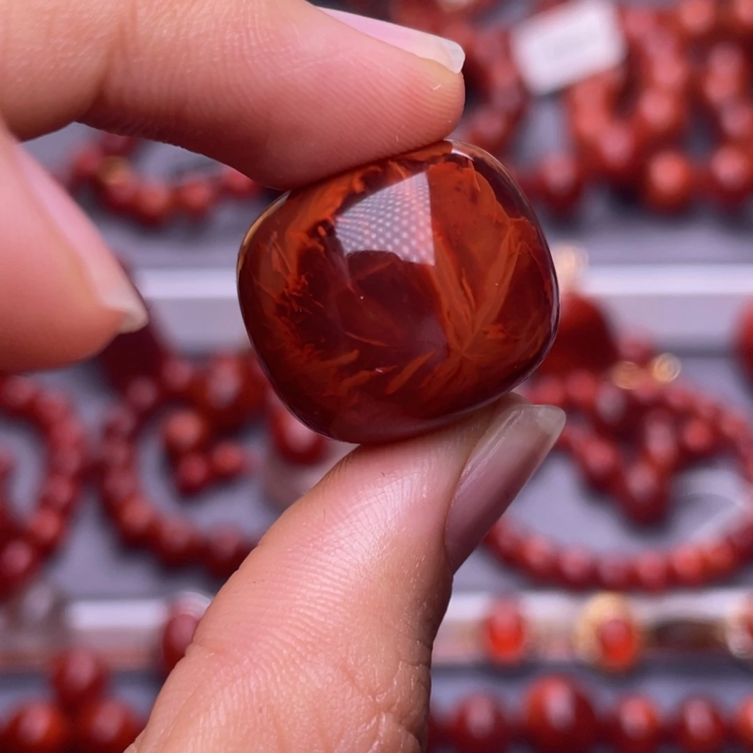 南红玛瑙未镶嵌其他天然原矿）高品21mm瓦西玫锦双色火焰老型单珠