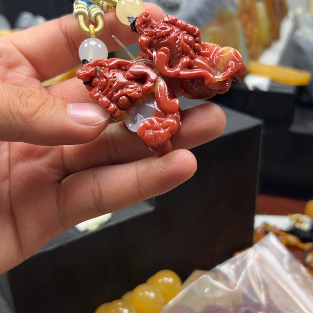 石英质玉（黄龙玉）未镶嵌黄龙玉