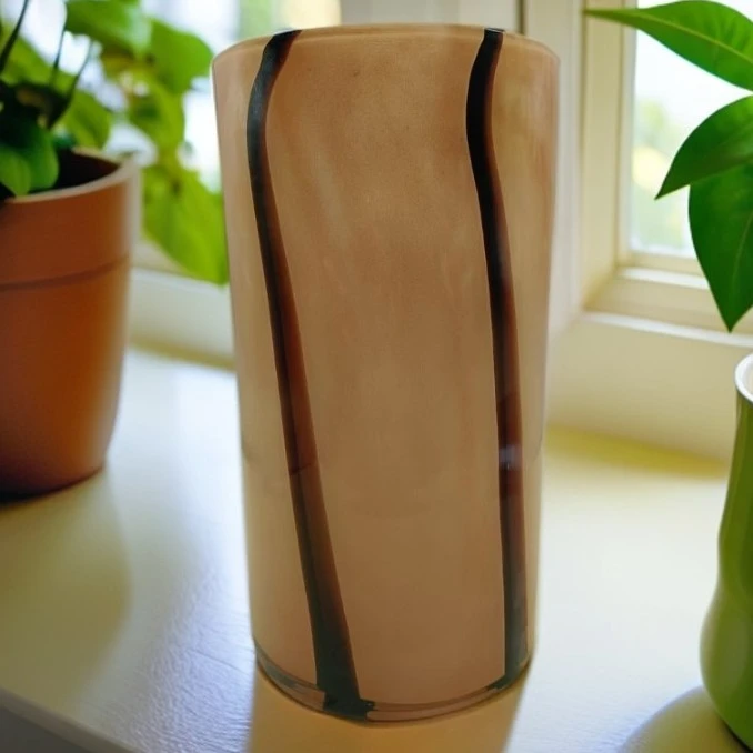 9橙色黑条柱形花瓶高27口15最大经15有微瑕慎拍