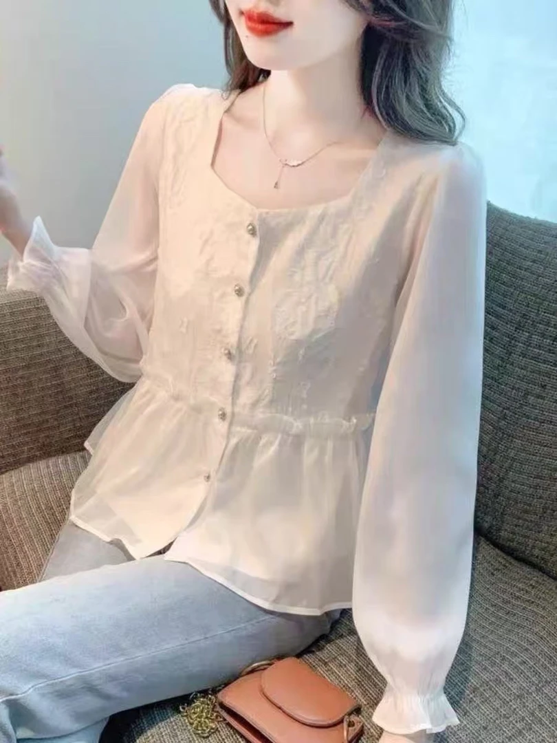 方领仙气提花上衣