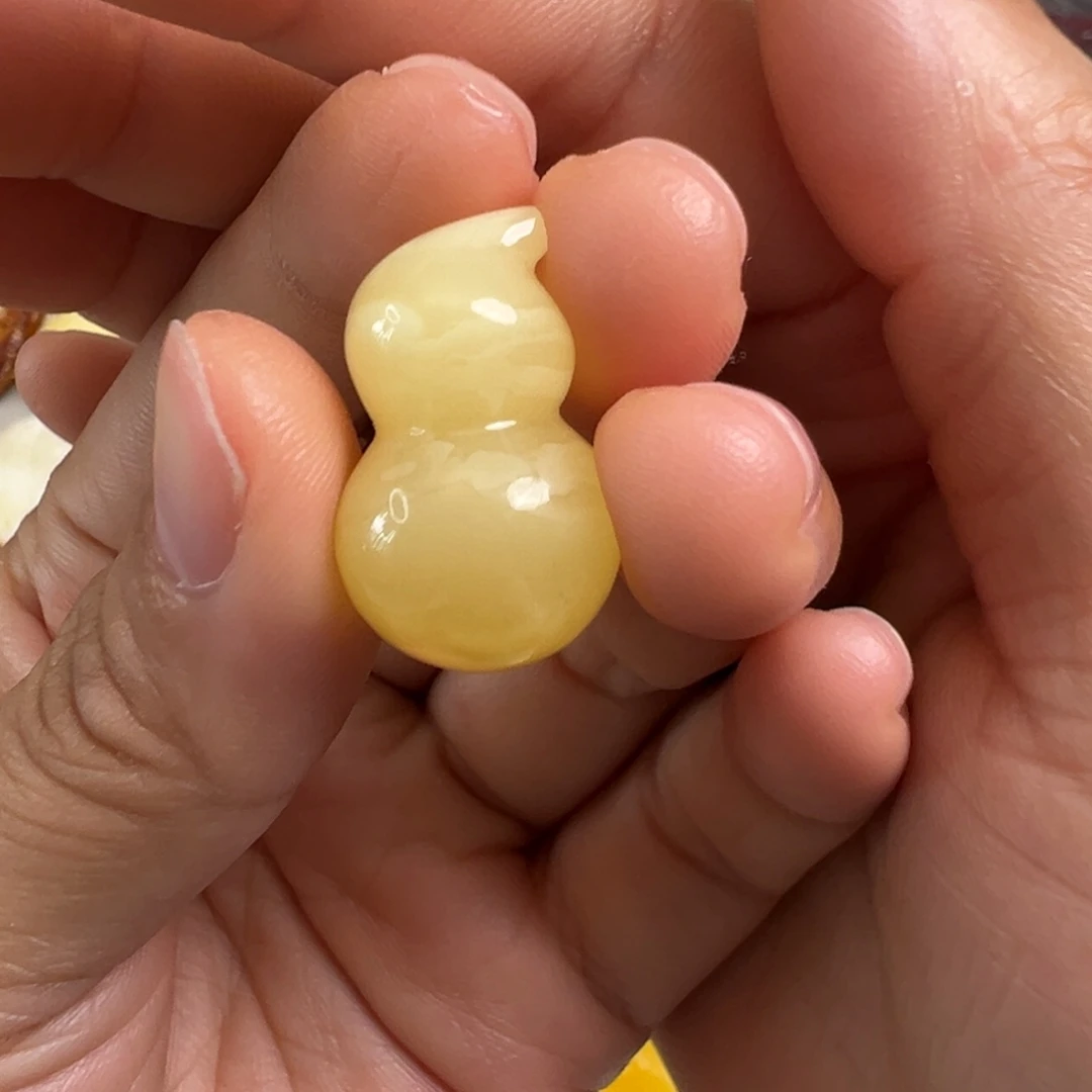 蜜蜡未镶嵌裸石蜜蜡