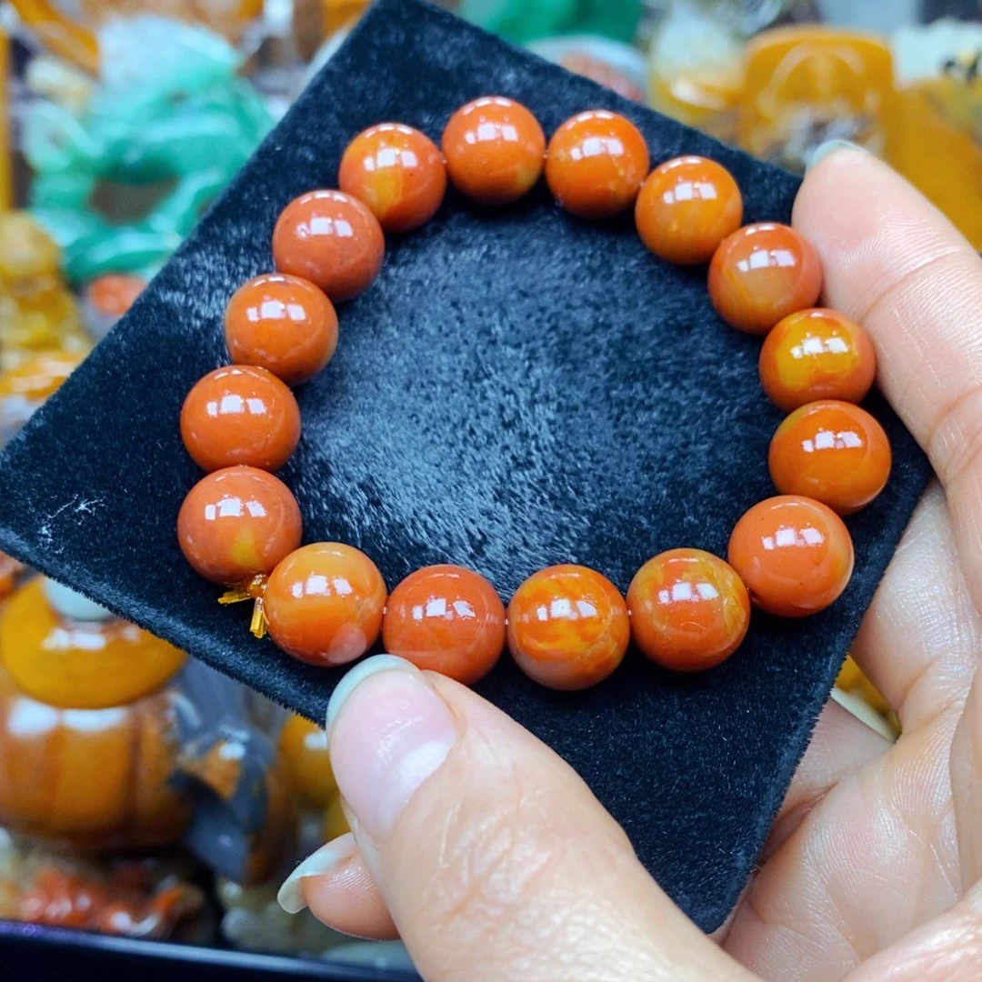 未镶嵌石英质玉（黄龙玉）颈饰