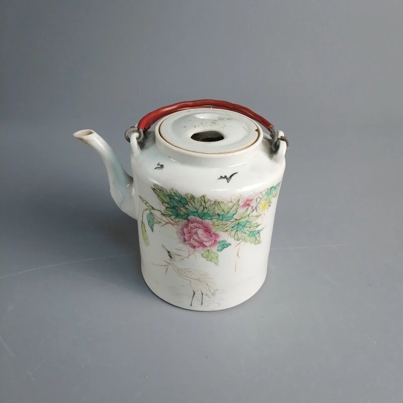 M25KZ001039 - 民国粉彩花卉纹提梁壶