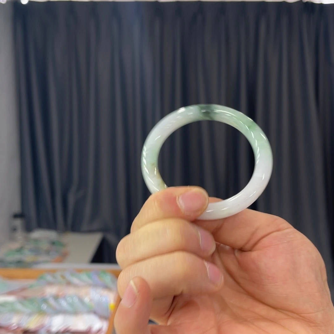 翡翠手镯未镶嵌纯天然缅甸翡翠A货买断