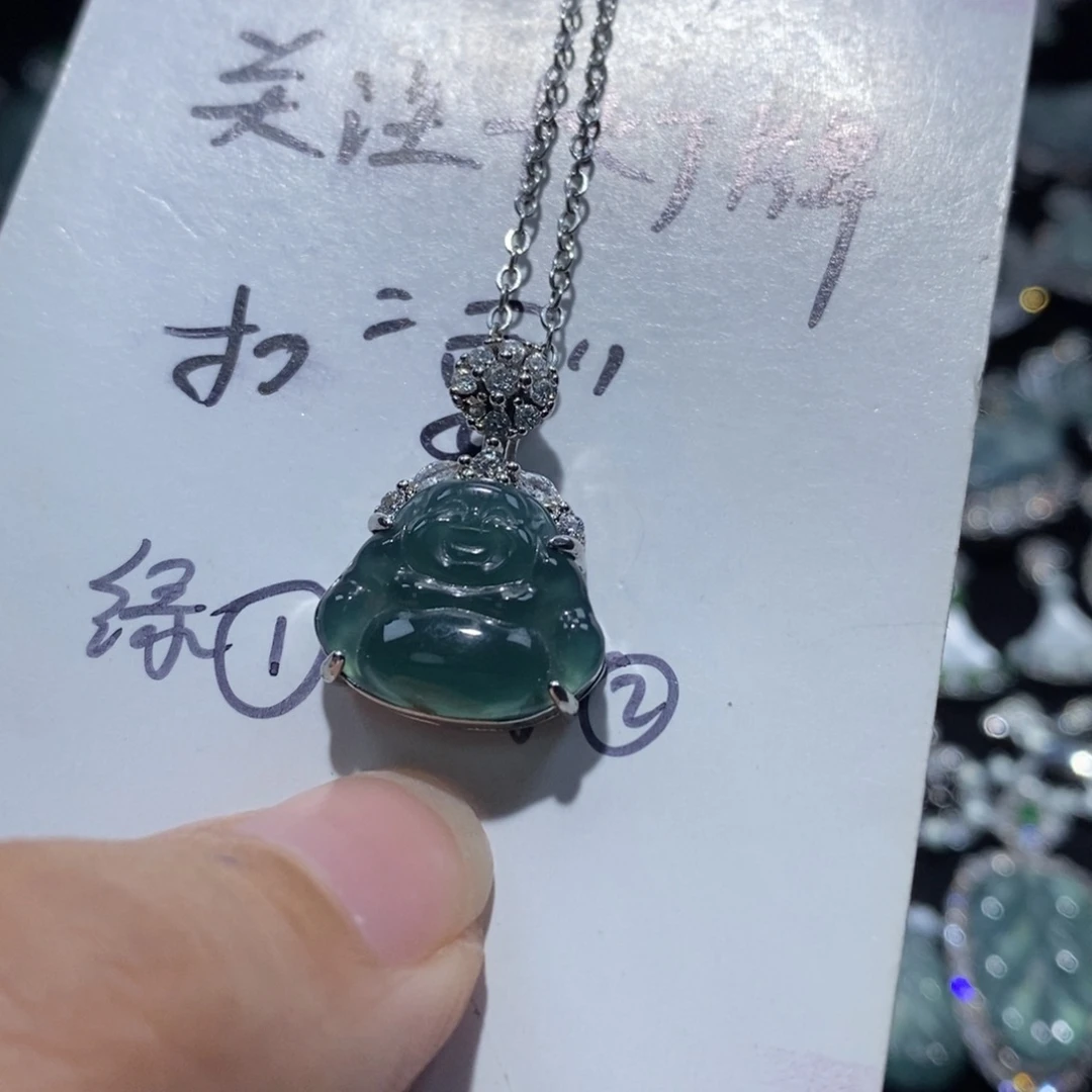 夜***️翡翠未镶嵌颈饰翡翠