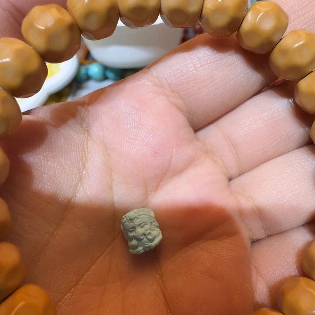 莉***@手串文玩核桃配饰