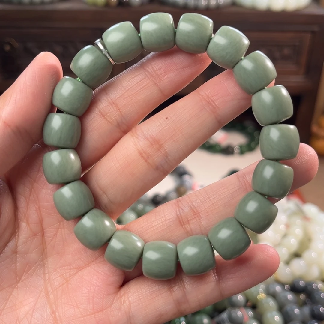 和田玉未镶嵌手链