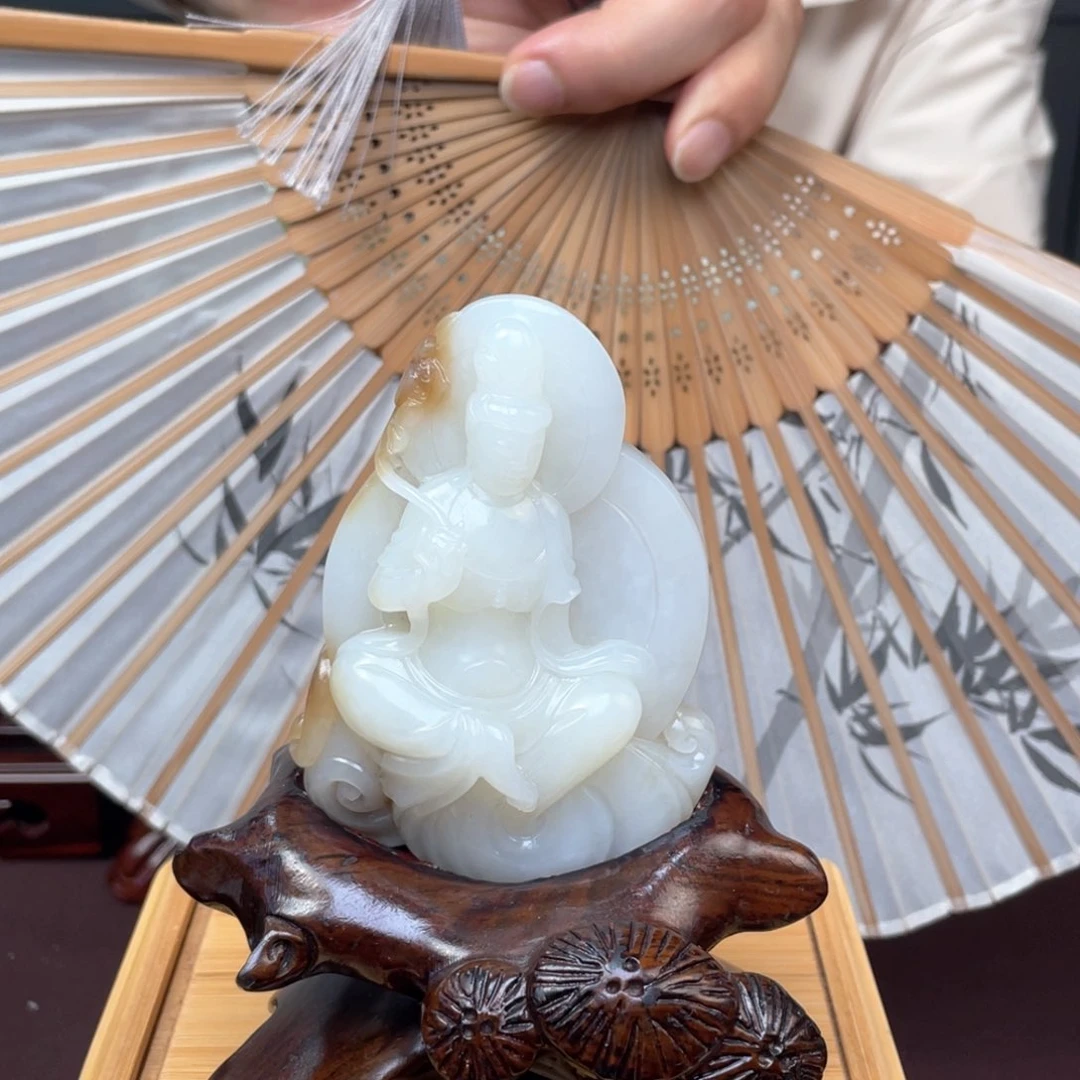 未镶嵌和田玉摆件