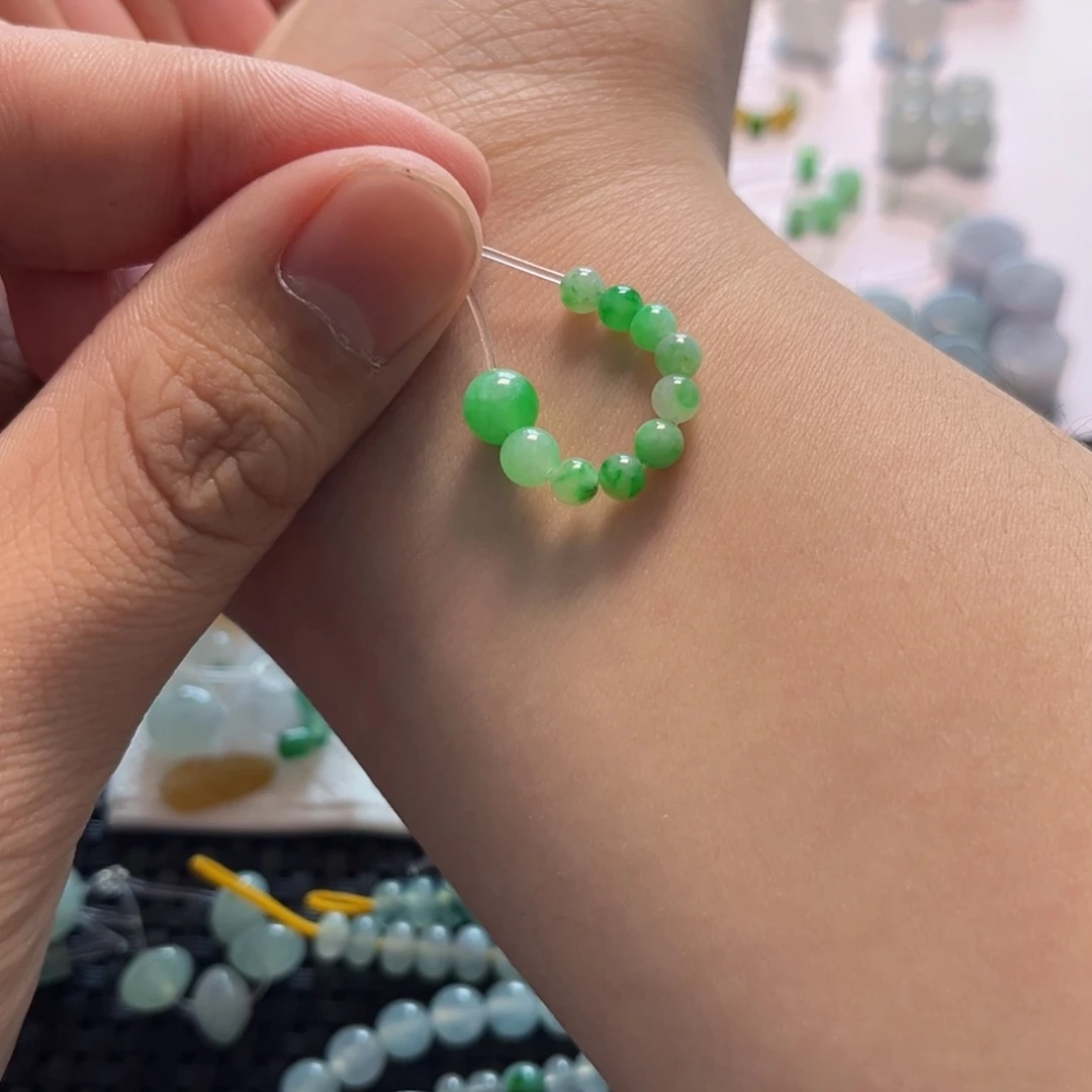 翡翠散珠?*天然缅甸A货珠子十颗卡4-6mm