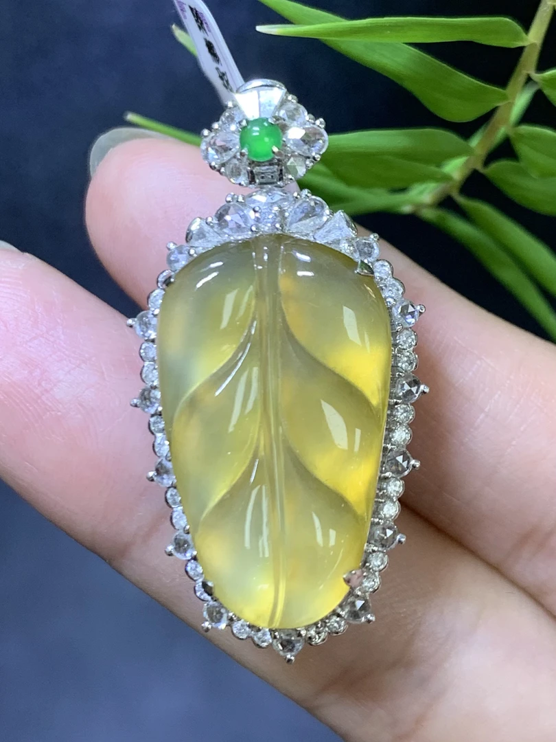冰黄翡叶子吊坠 天然A货翡翠 尺寸：37.3*19.3*10mmTG1.20高冰