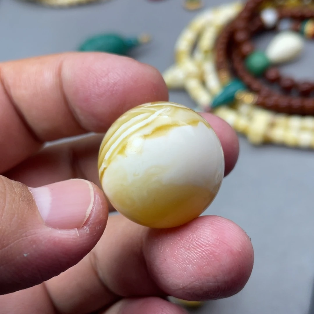 琥珀珠宝奇石未镶嵌j****?132