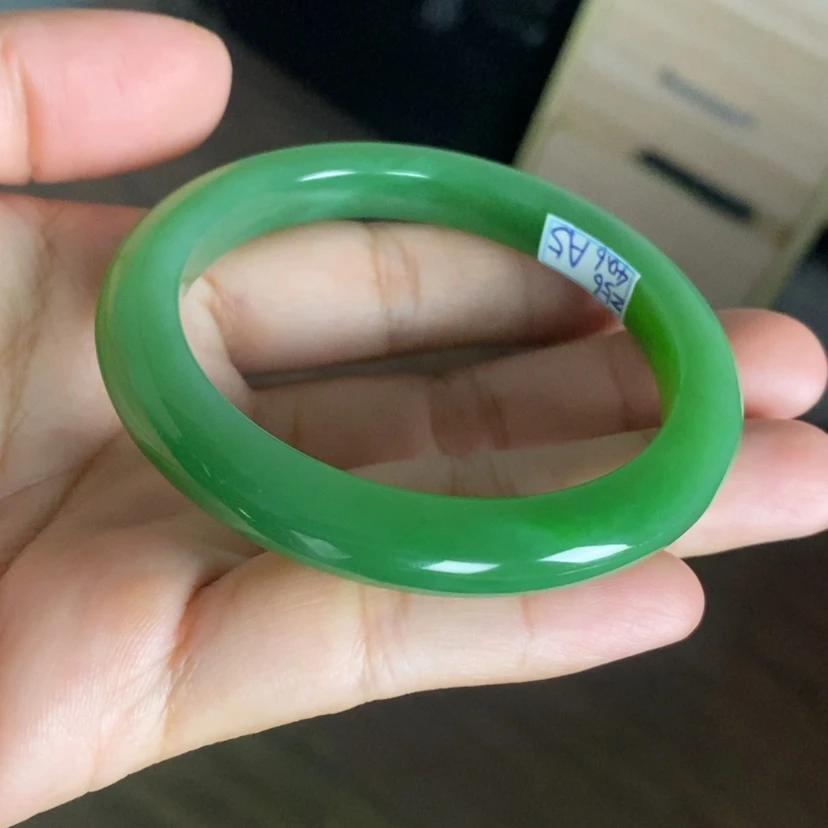【闪购商品】未镶嵌手镯和田玉（碧玉）