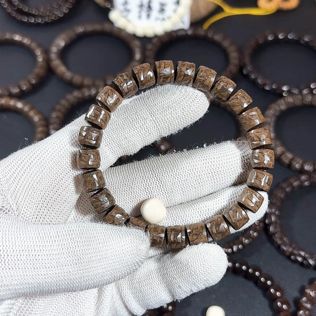 椰蒂吊坠慢****.原生态椰蒂刀纹98搭配12猛犸