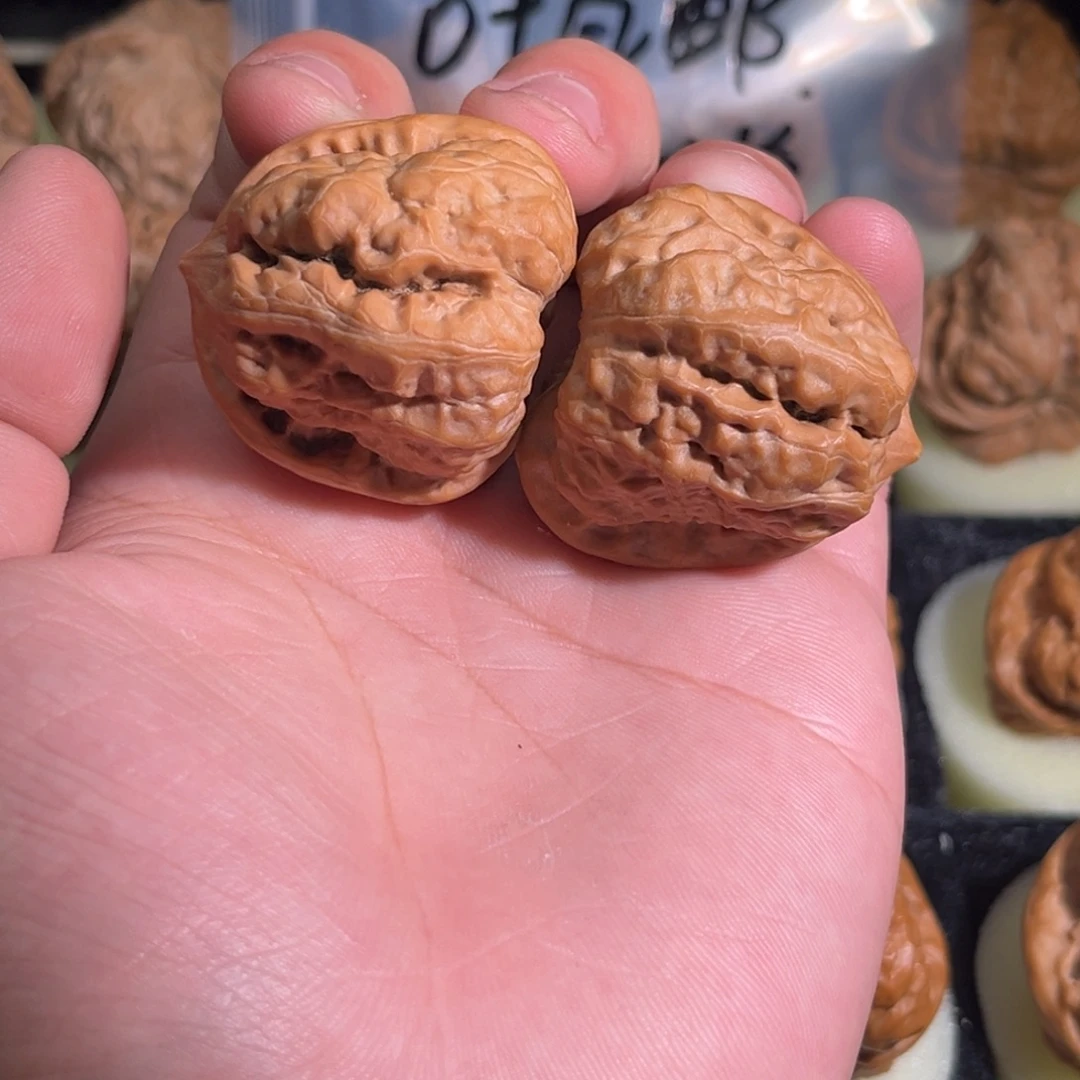 文玩核桃吊坠蛤蟆