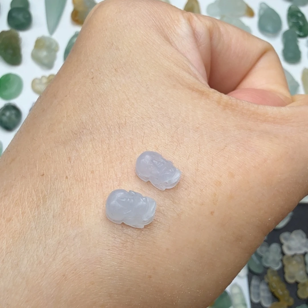 定制翡翠未镶嵌貔貅