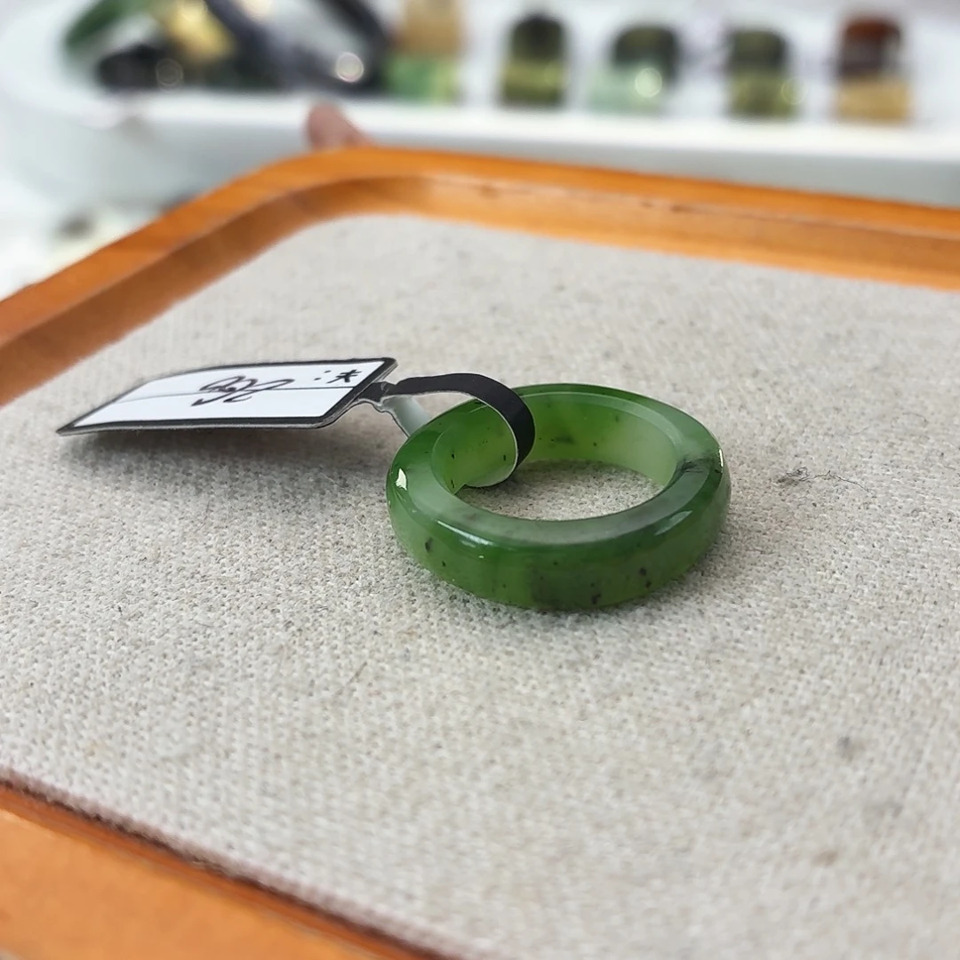 和田玉未镶嵌戒指c98乌兰海方圆15.8不退换