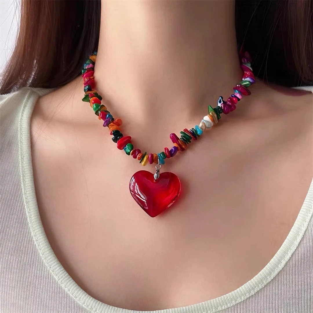 钛钢项链 彩色不规则碎石串珠爱心吊坠项链2025新款锁骨链潮