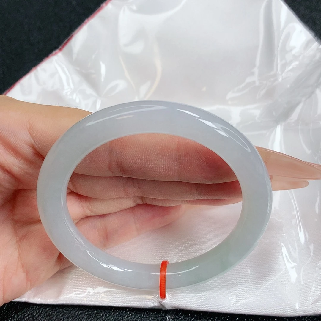【闪购商品】未镶嵌手镯翡翠，52
