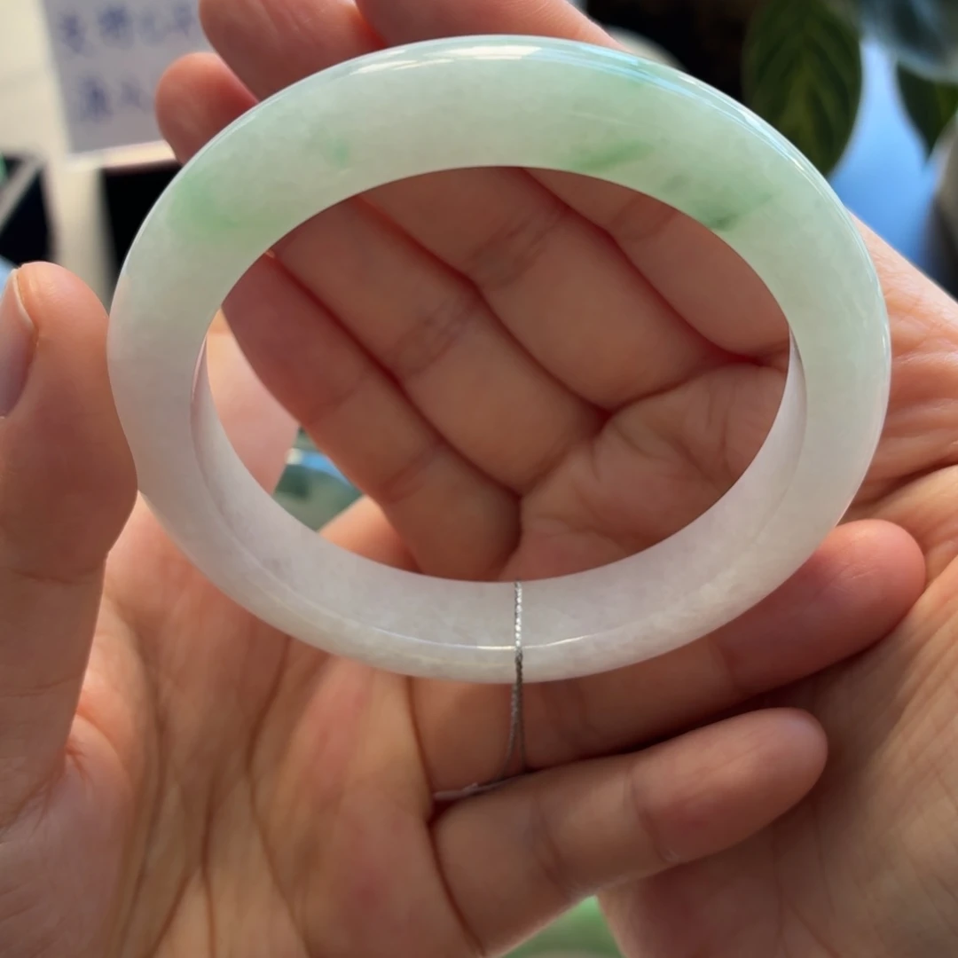 翡翠未镶嵌手镯天然