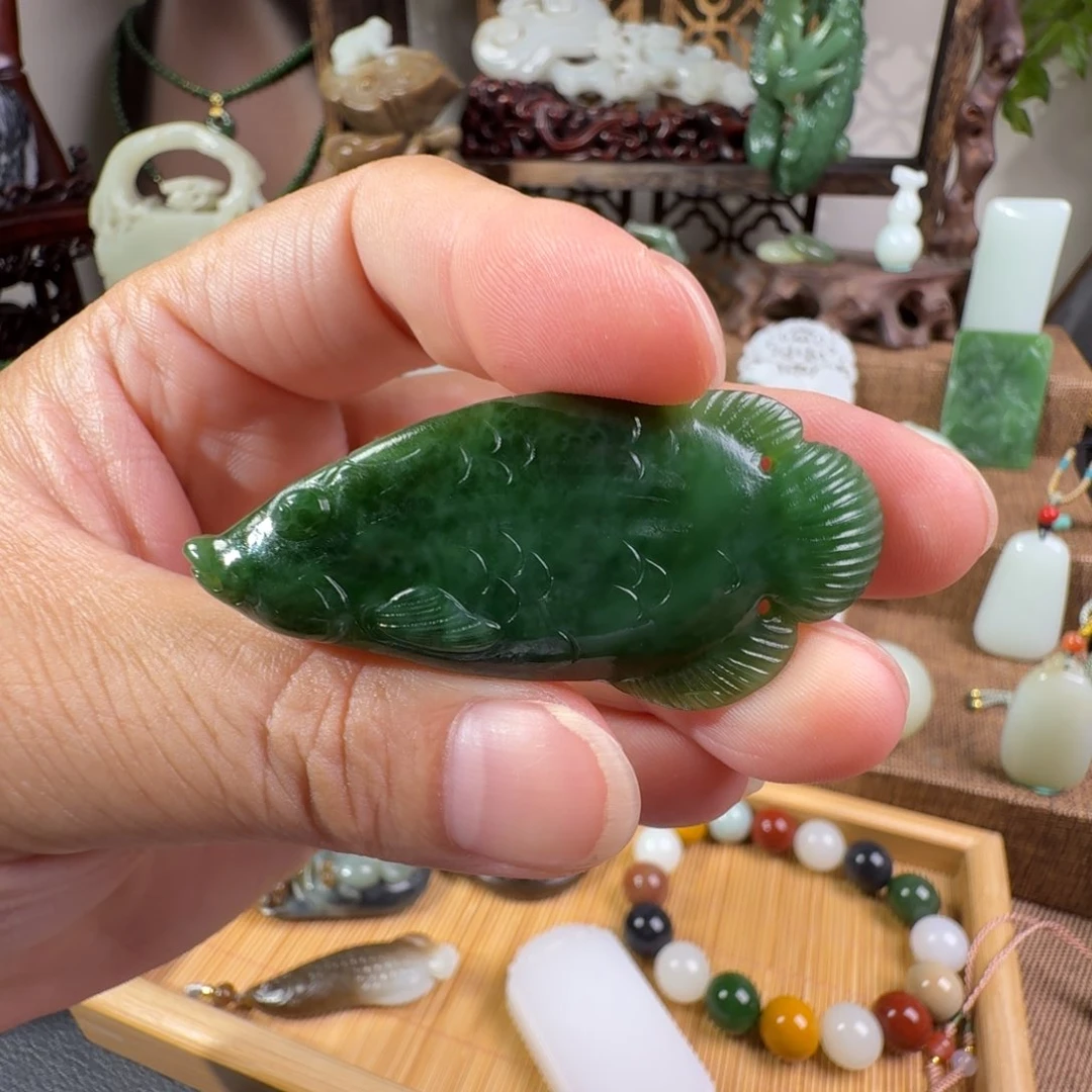 和田玉（碧玉）未镶嵌颈饰