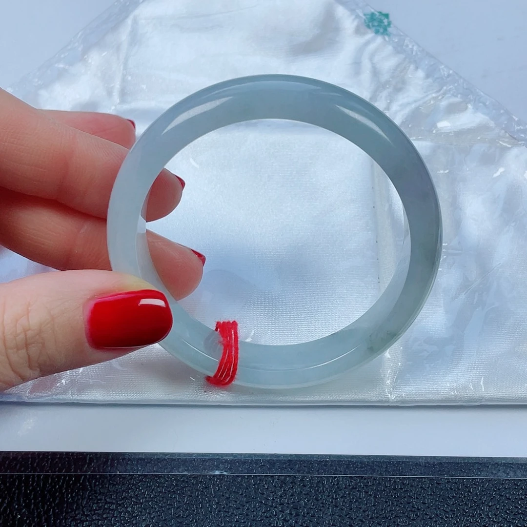 翡翠未镶嵌手镯圈口57.8宽12.6厚8,2