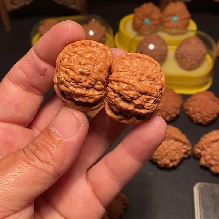 心***.吊坠文玩核桃35.5尺，白狮子