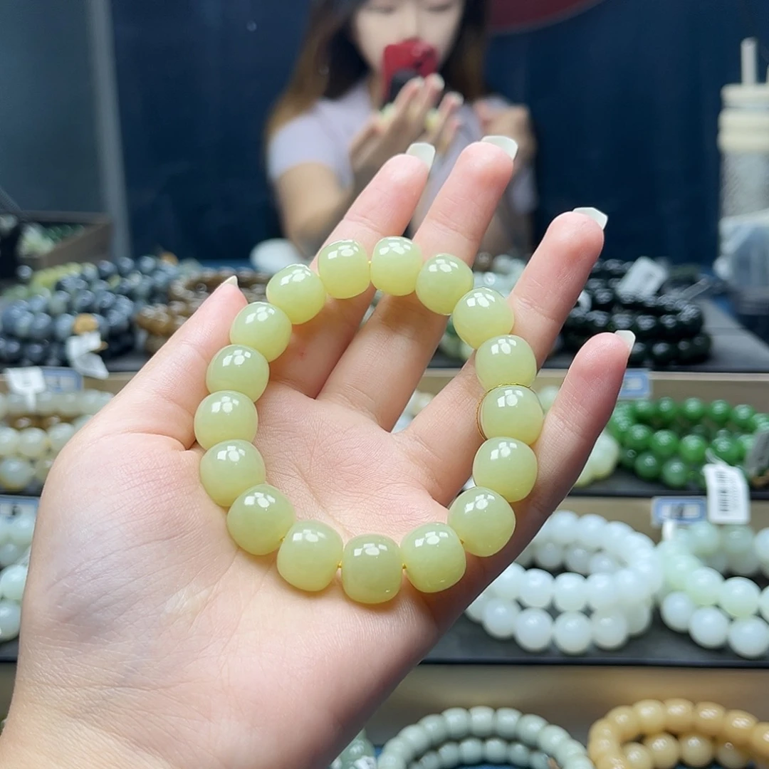 手链未镶嵌和田玉沉**默