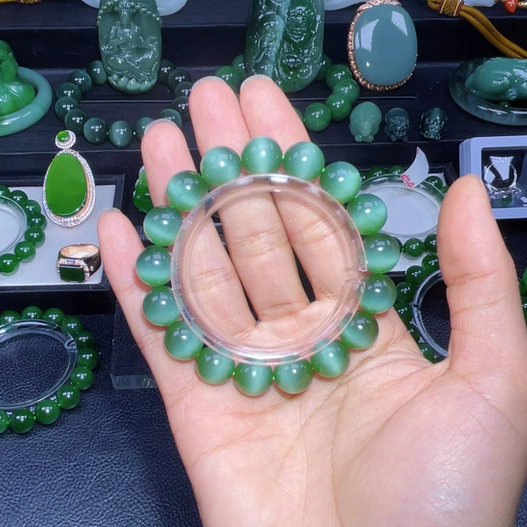 人***明和田玉未镶嵌挂件