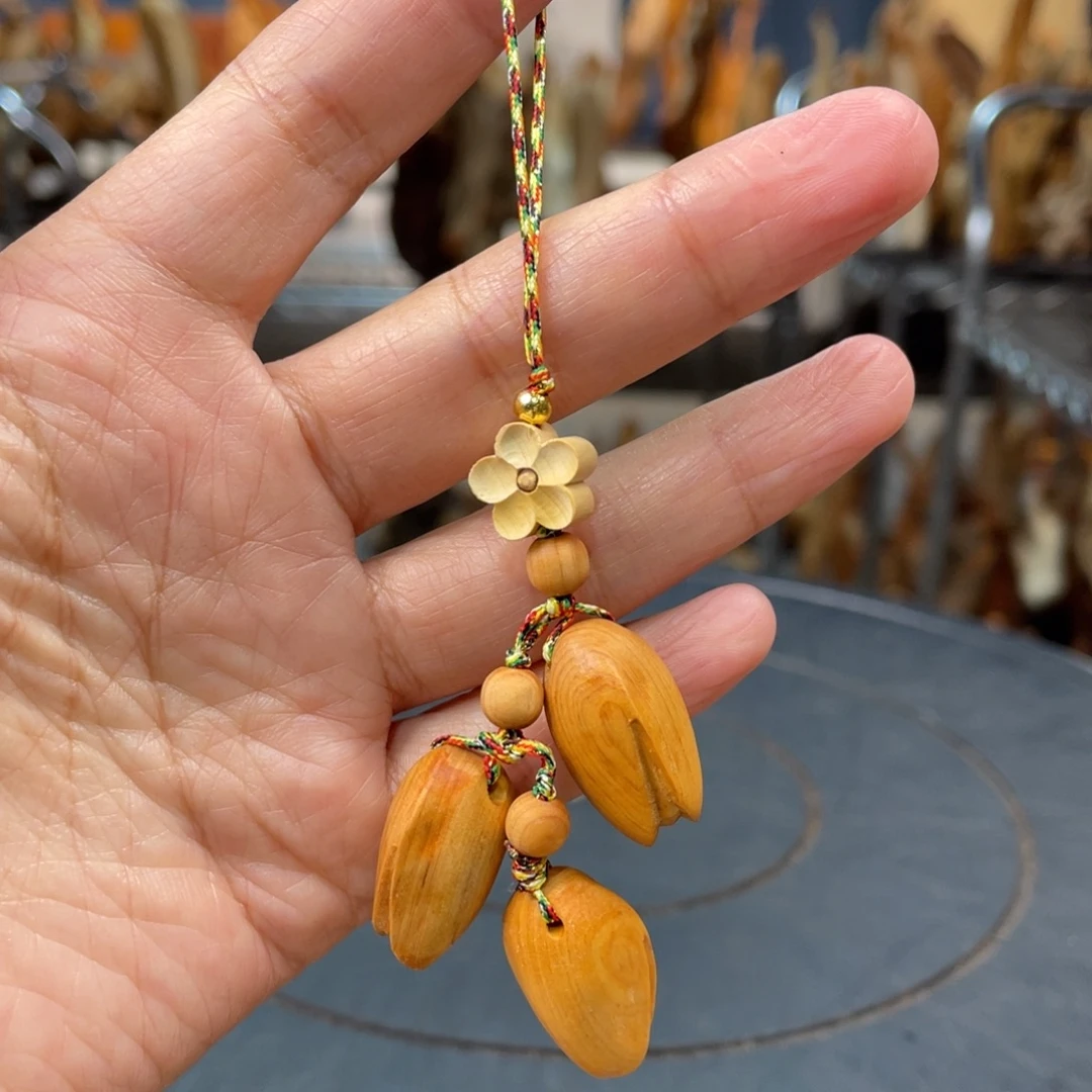 柏木（崖柏）手把件