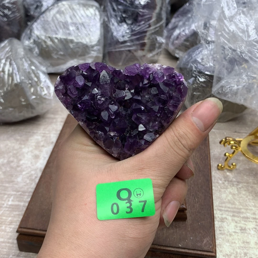 紫晶大型摆件（非配饰）未镶嵌