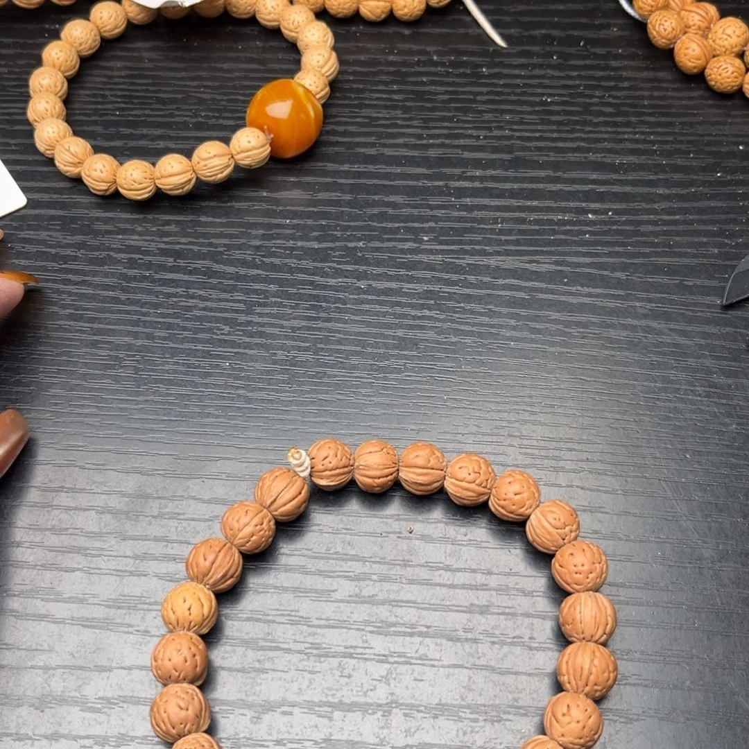 可***爸木质类小桃核散籽批发130