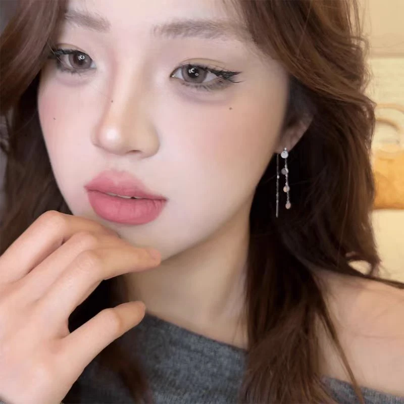 铜合金耳饰 银色小圆片长流苏耳线女星光精致设计感耳钉耳饰N2763