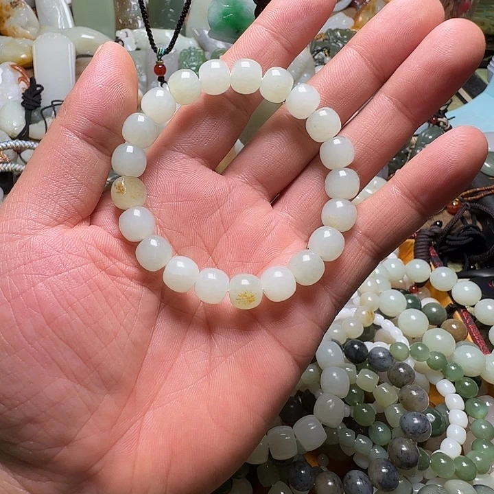 和田玉（青白玉）未镶嵌手链