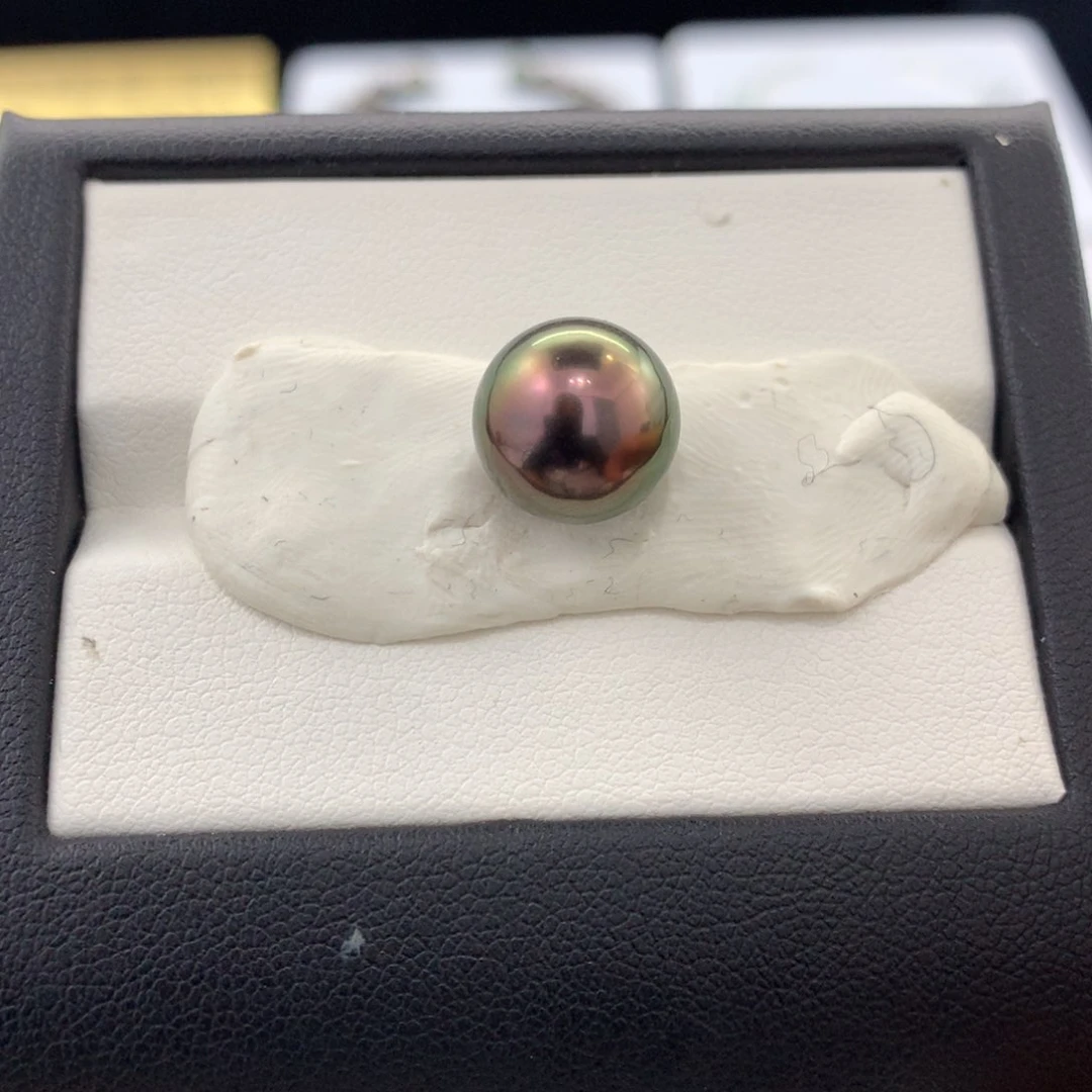 未镶嵌裸珠定制海水珍珠10.7mm绿皮红心