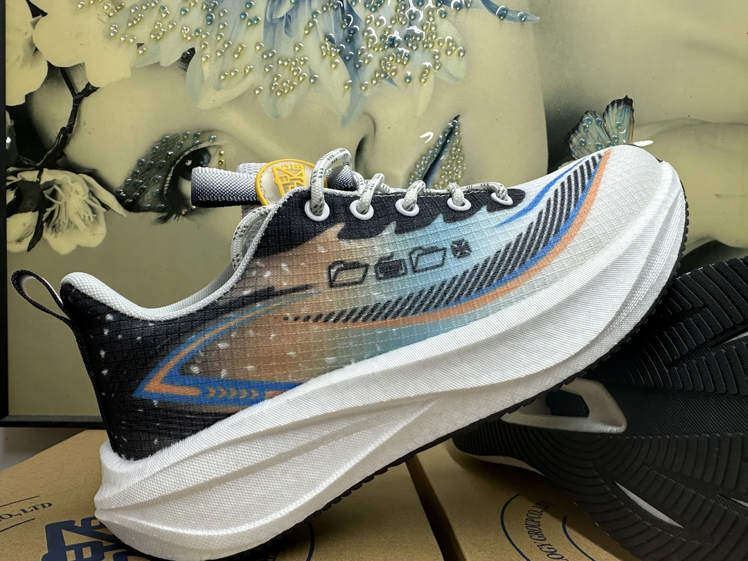 2025新款碳板爆米花透气