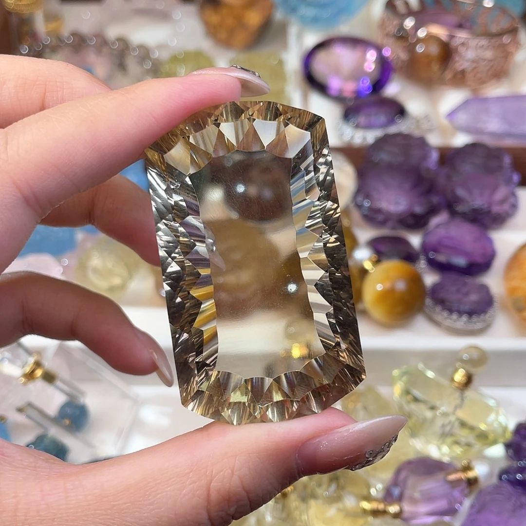 水晶颈饰未镶嵌宽*天然水晶吊坠265