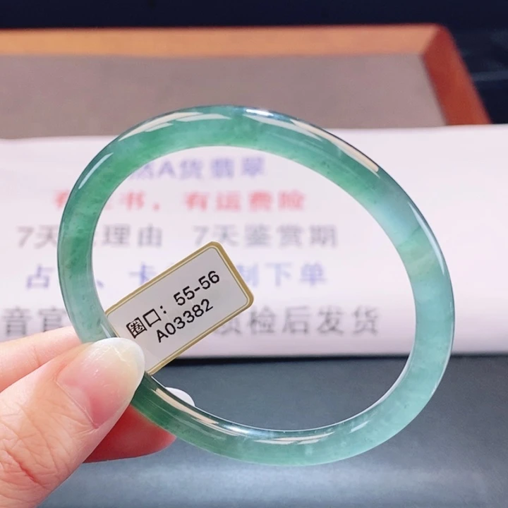 翡翠未镶嵌手镯翡翠手镯64