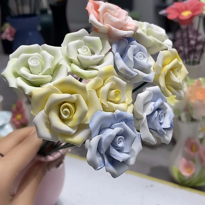 陶瓷纯手工捏花设计