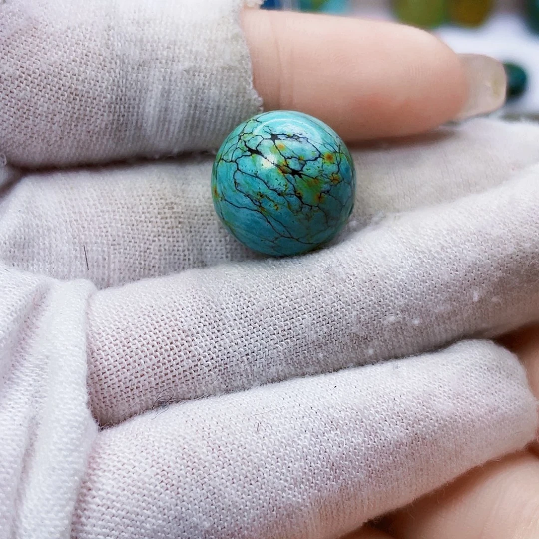 绿松石未镶嵌饰品